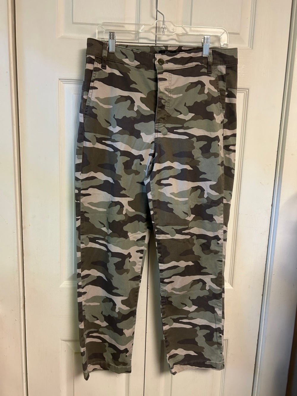 J. Crew Camo Pants Ankle Length Size 10 EUC